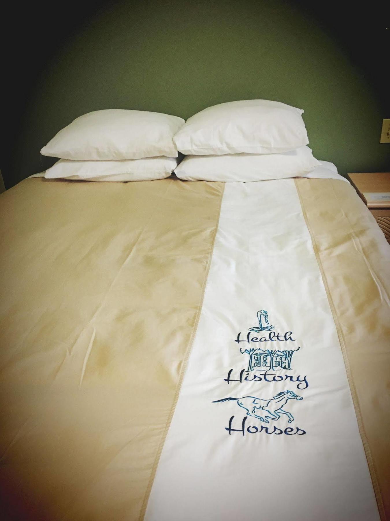 Bluebird Spa City Motor Lodge Saratoga Springs Eksteriør bilde