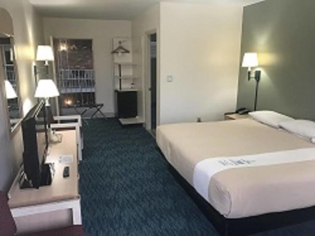 Bluebird Spa City Motor Lodge Saratoga Springs Eksteriør bilde